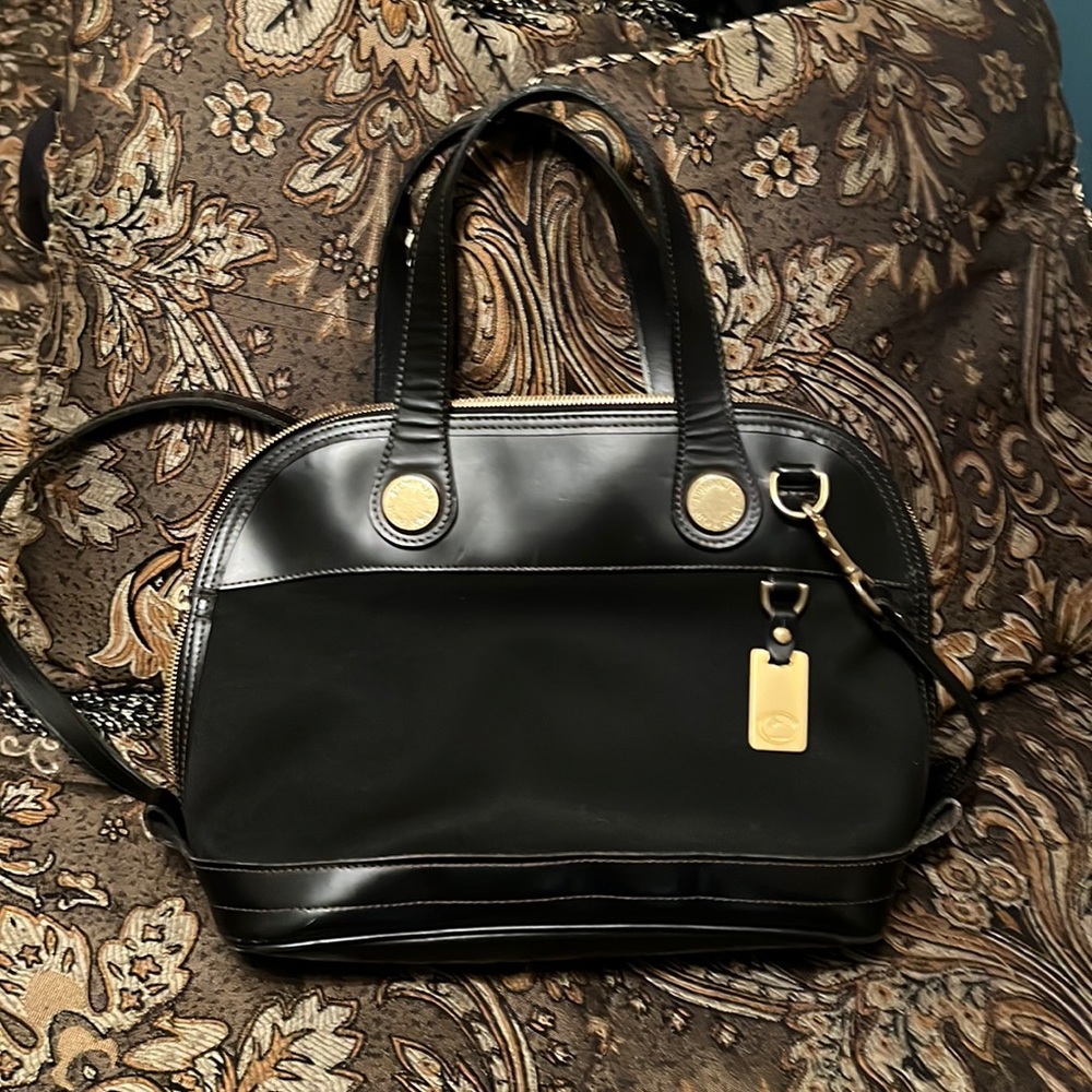 Black Dooney and Burke bag